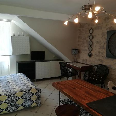 Chez Karine Et Julien Apartment Кахор Екстериор снимка